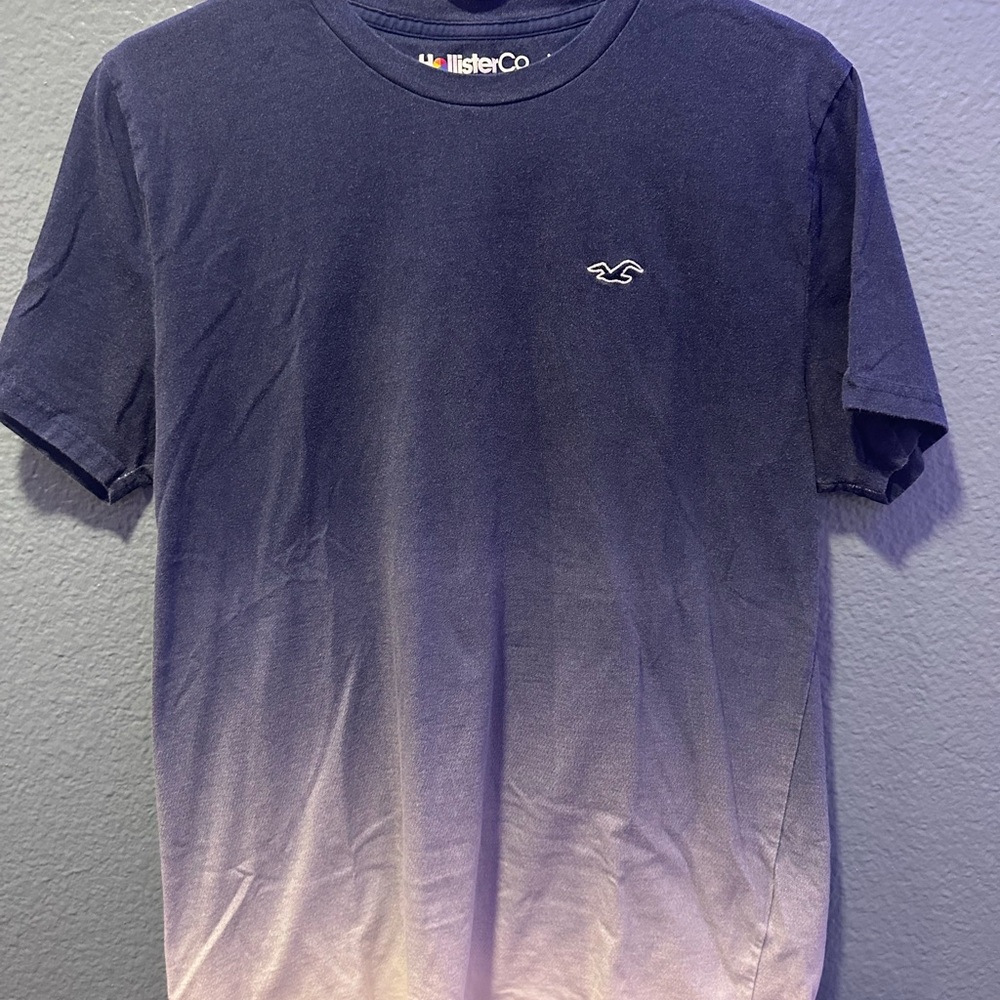 Hollister Men's Blue Gradient T-Shirt